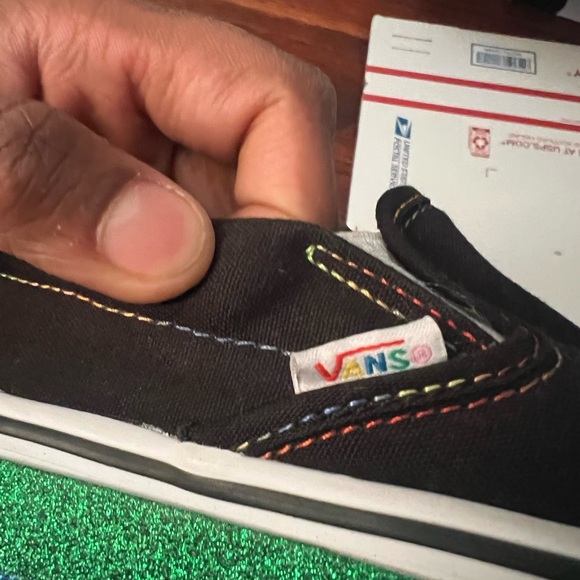 NWT VANS unisex Slip On Rainbow Glitter Platform Sneakers Size 5.5 wmns 4 men’s - Picture 4 of 8